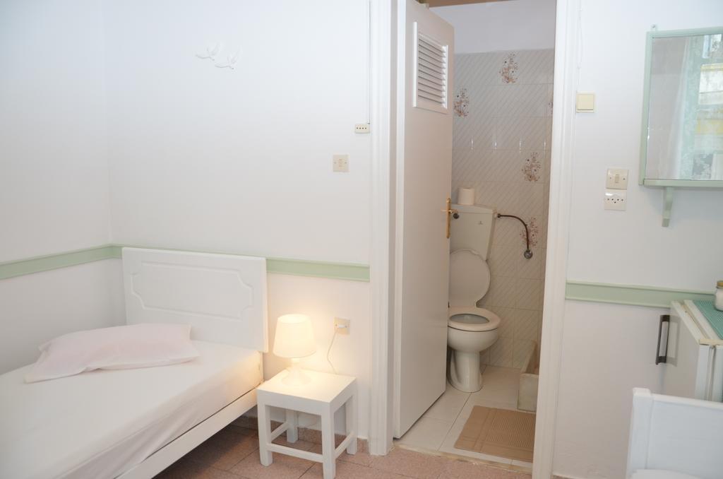 Aegli Rooms Tínos Quarto foto